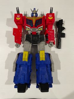 Transformers Age of the Primes Star Convoy Optimus Prime