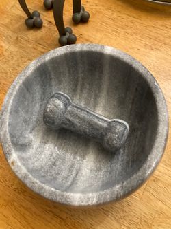 Marble Mortar& pestle 8” wide