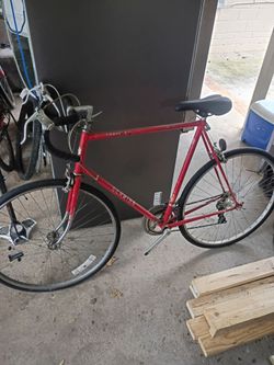 Schwinn traveler bicycle
