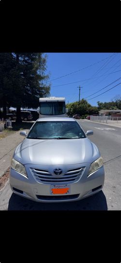 2007 Toyota Camry · LE Hybrid Sedan 4D