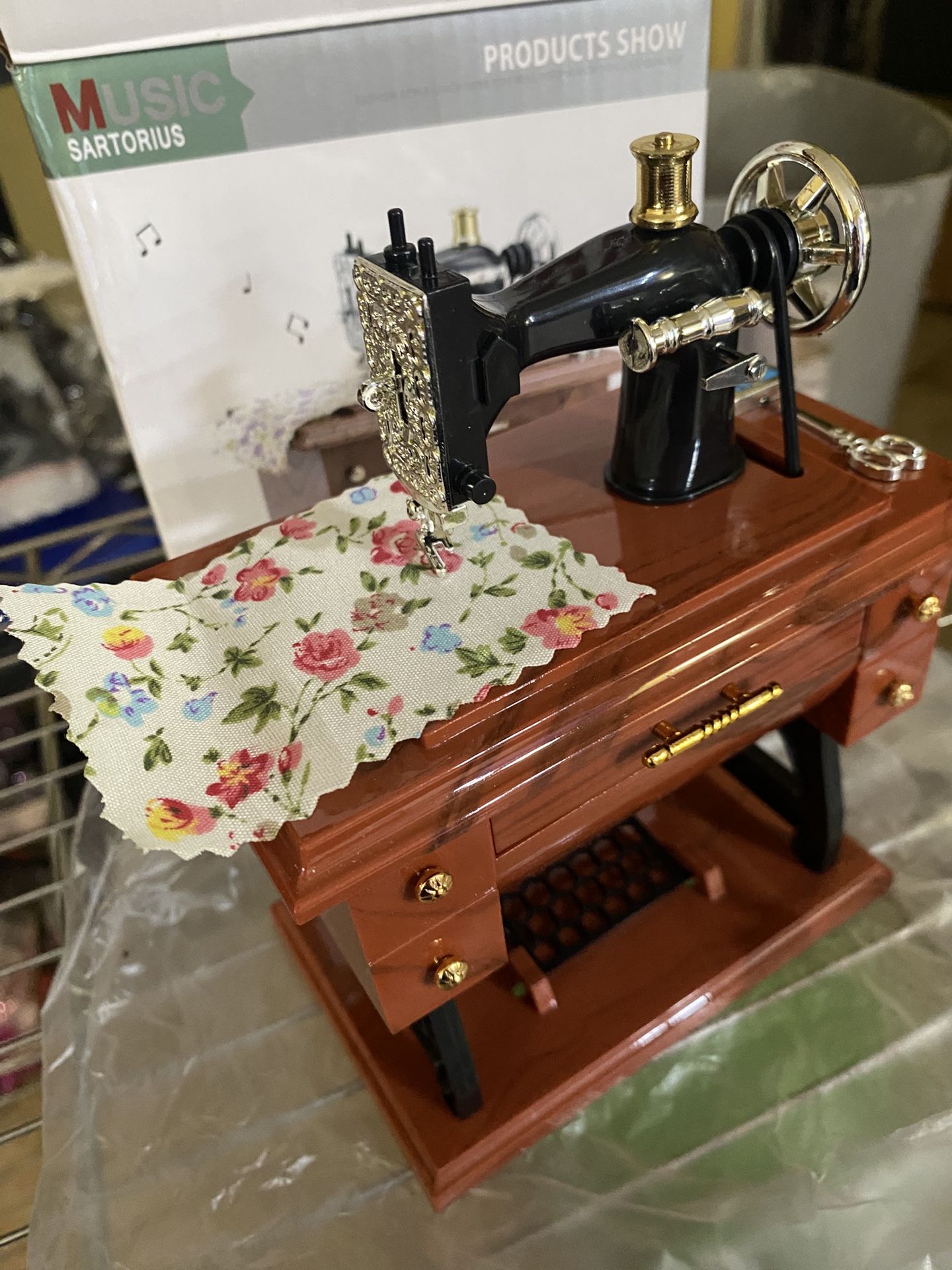 Sewing Machine Music Box Toy -Open Box