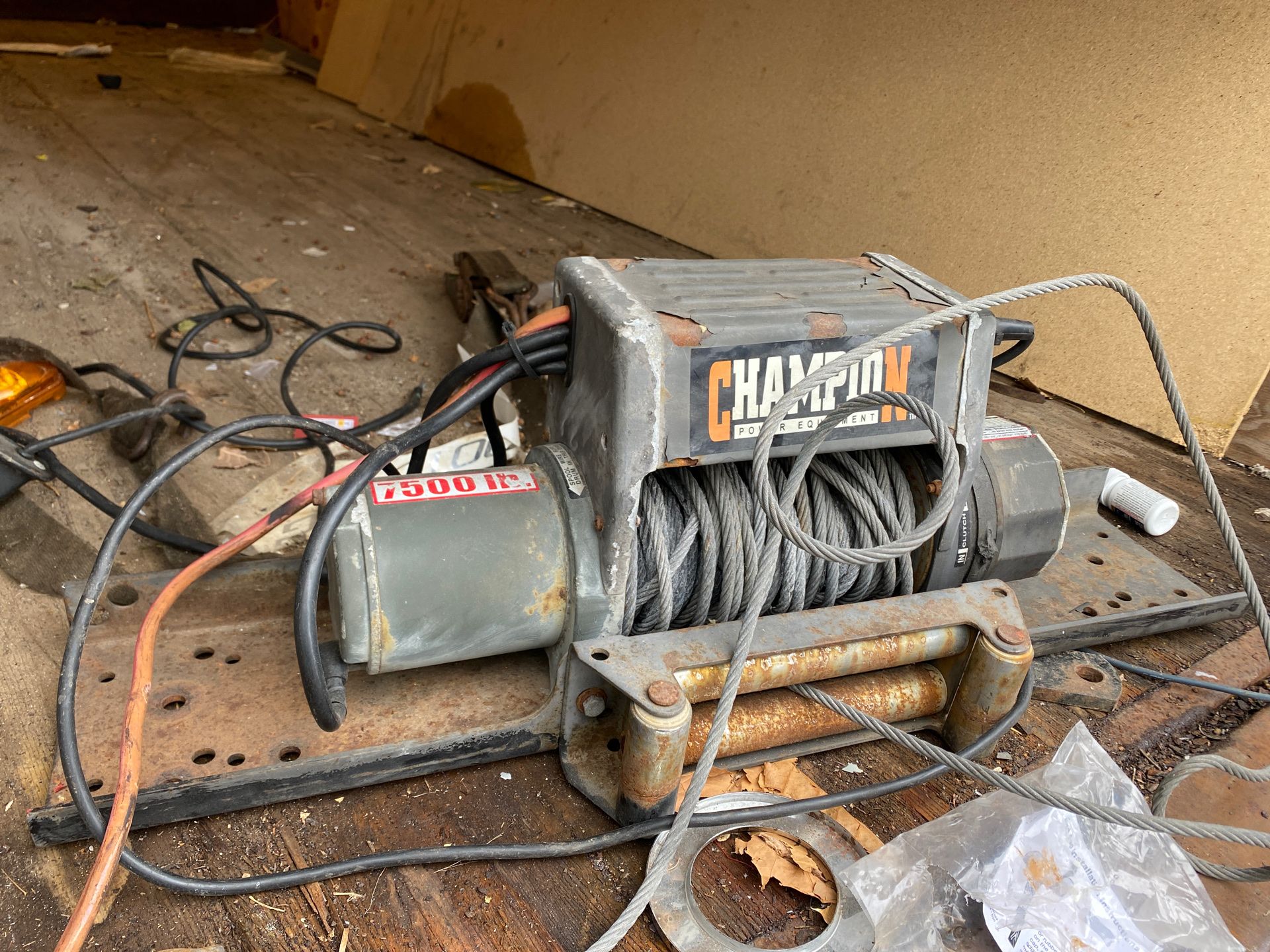 champion 7500il winch with remote