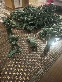 Nuevos 100 Soldaditos de juguete
