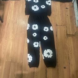 Denim Tear. Set