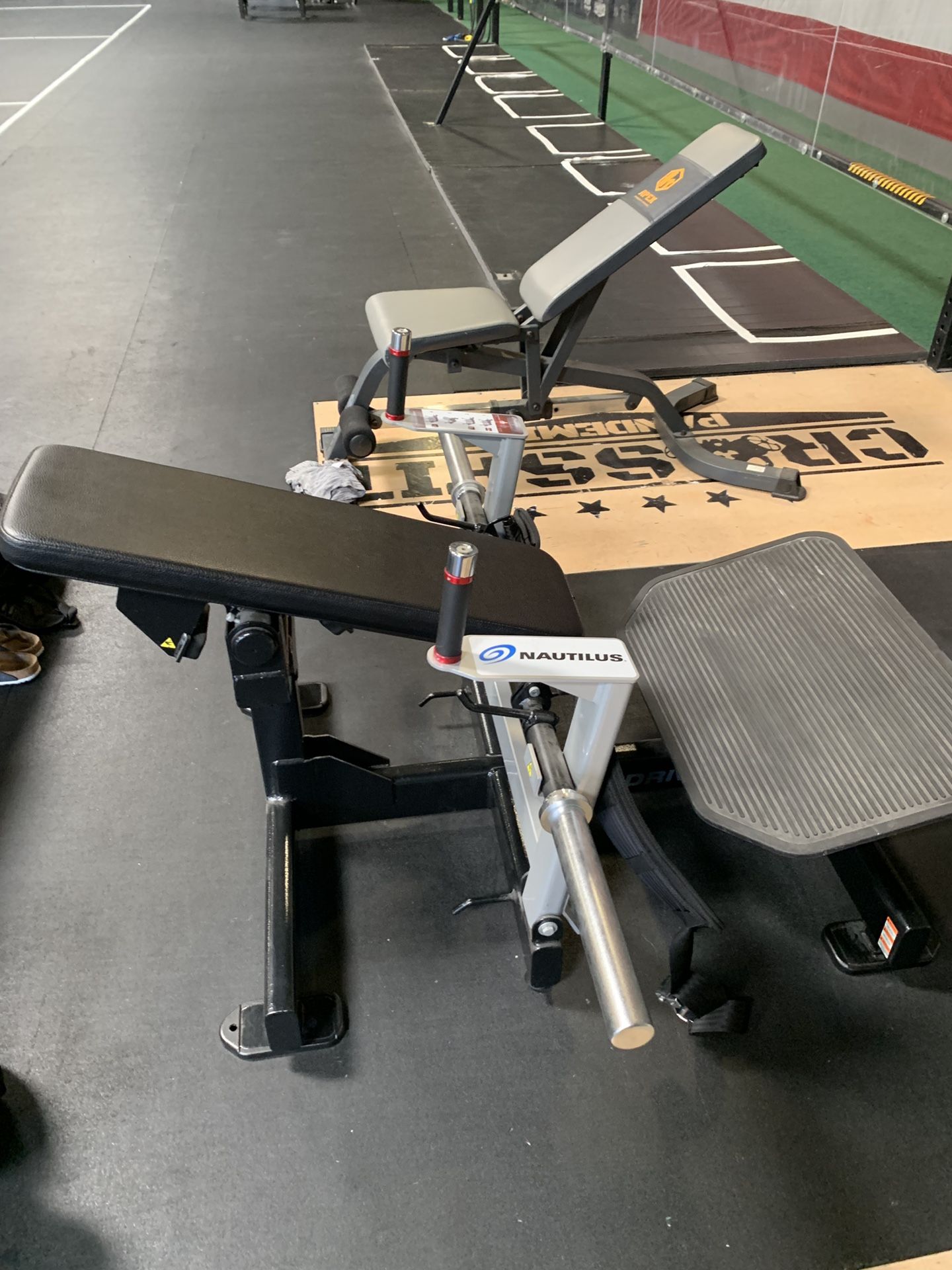 Hip thrust nautilus 2025