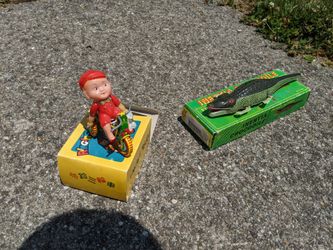 Vintage Tin Toys Inertia Crocodile Ringing Tricycle Aluminum China Chinese Republic 1960s  