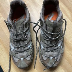 Women’s Merrill Hiking Shoes 8.5