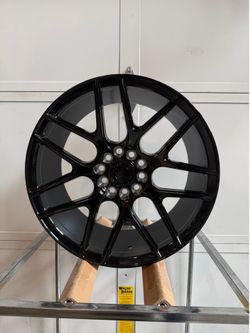DRW-D17 GLOSS BLACK 17x7.5 5x108/5x114.3 +33 +73.1