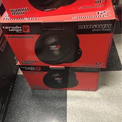 Cerwin Vega Vmaxx 12 On Sale Today For 199.99