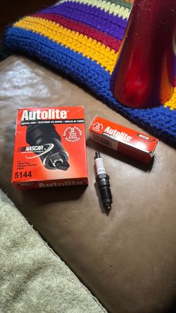 Autolite 5144 4 pack of spark plugs off the shelf new.