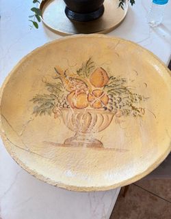 Decorative fruit bowl