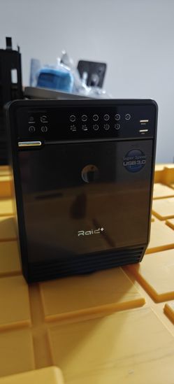 ProRaid NAS, 4 Drive Slots