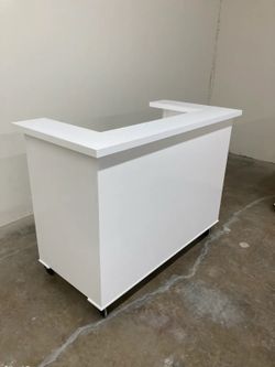 The Nook U-Shaped Mobile Bar