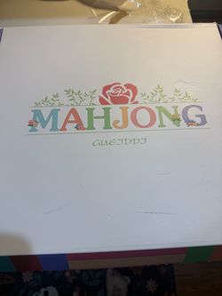 BRAND NEW American Mahjong Set – 160 Floral Tiles, Sparkling Pink Backs & Tote – $75