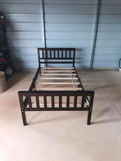 Twin bedframe