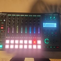 Roland Mc 707 Groovebox