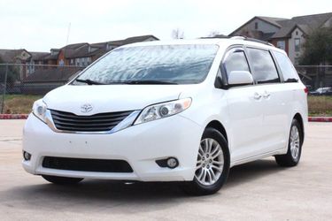 2012 Toyota Sienna