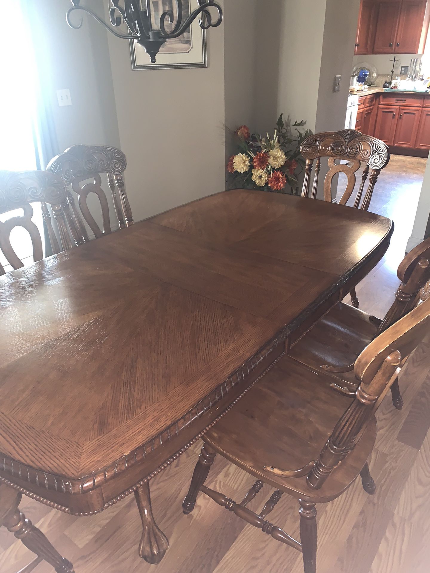 dining table 6 Chairs