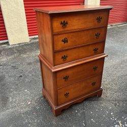 Kling Olde Orchard Maple Colonial Chippendale tallboy dresser