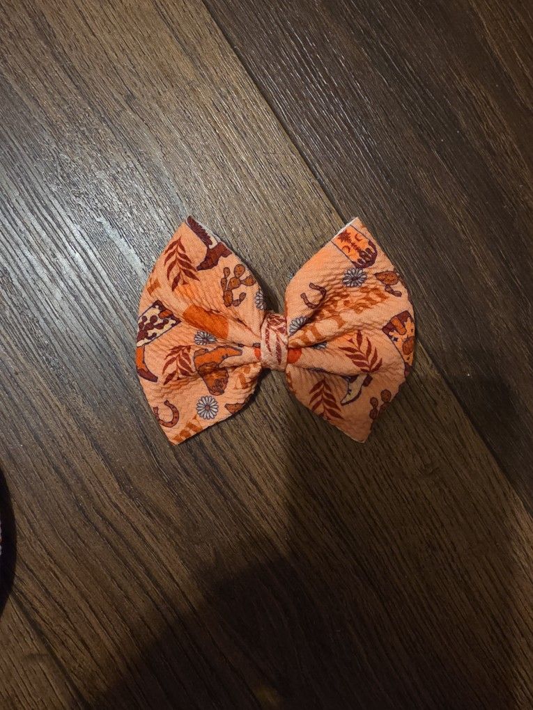 HANDMADE HAIRBOWS