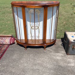 Curio Cabinet/ Glass Shelves