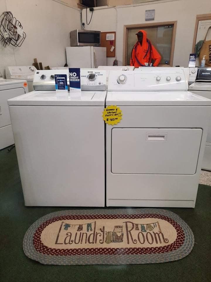 Kenmore Heavy Duty Super Capacity Washer And Whirlpool Heavy Duty Super Capacity Electric Dryer Nice And Cleen Financing Available 