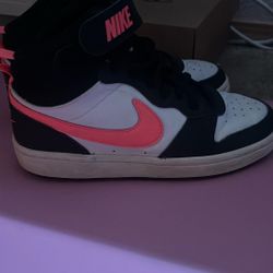 Black And Pink Nikes Size 3