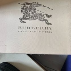  Vintage Burberry shoes 