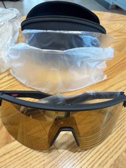 Oakley SI Ballistic M Frame 3.0 Sunglasses / Tactical Eyewear w Extra Lenses & Case