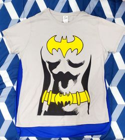 DC Comics Batgirl T-Shirt Costume with Cape - Women’s Size XL