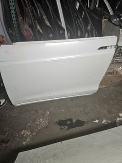 2016 2020  tesla model x  left front door oem