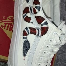 Unique Vans New