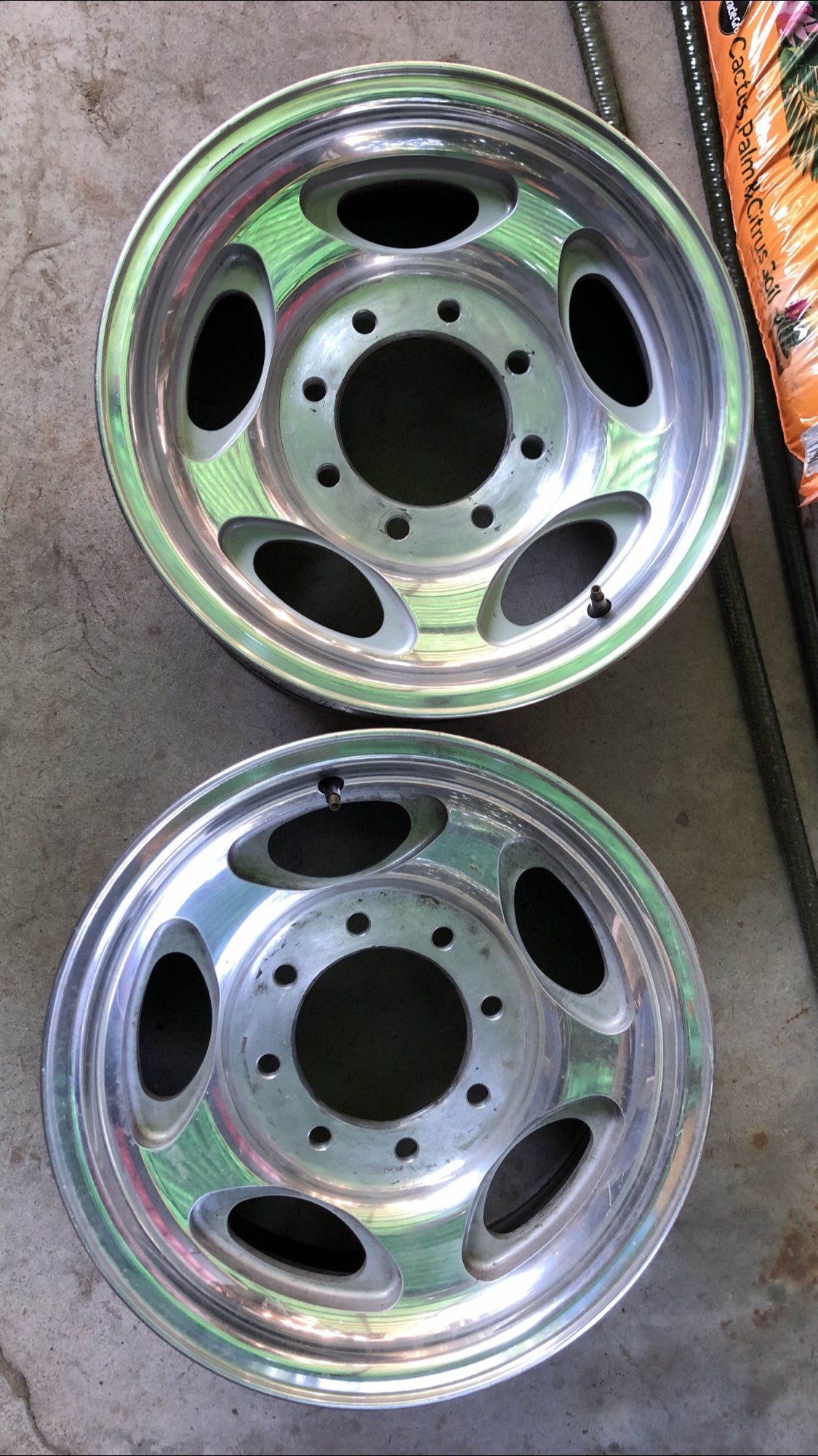 Ford F250 Wheels 16” 8x170 Bolt Pattern for Sale in Downey, CA OfferUp