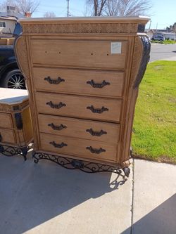3 Dresser Set