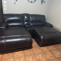 Brown Lether Couch Recliner 
