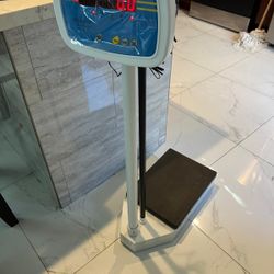 Adam equipment digital health scales model # MDW 250L asking $200 