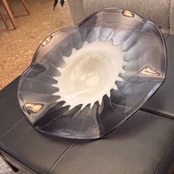 26in Diameter Glass Wall Art