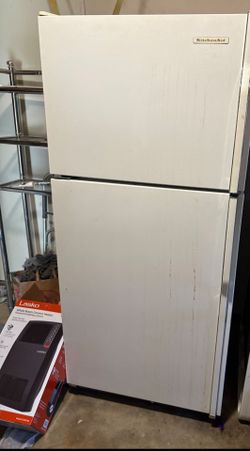 Refrigerator ( Free )