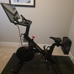 Peloton Bike