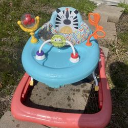 ❤️❤️Andadera Buenas Condiciones ❤️❤️