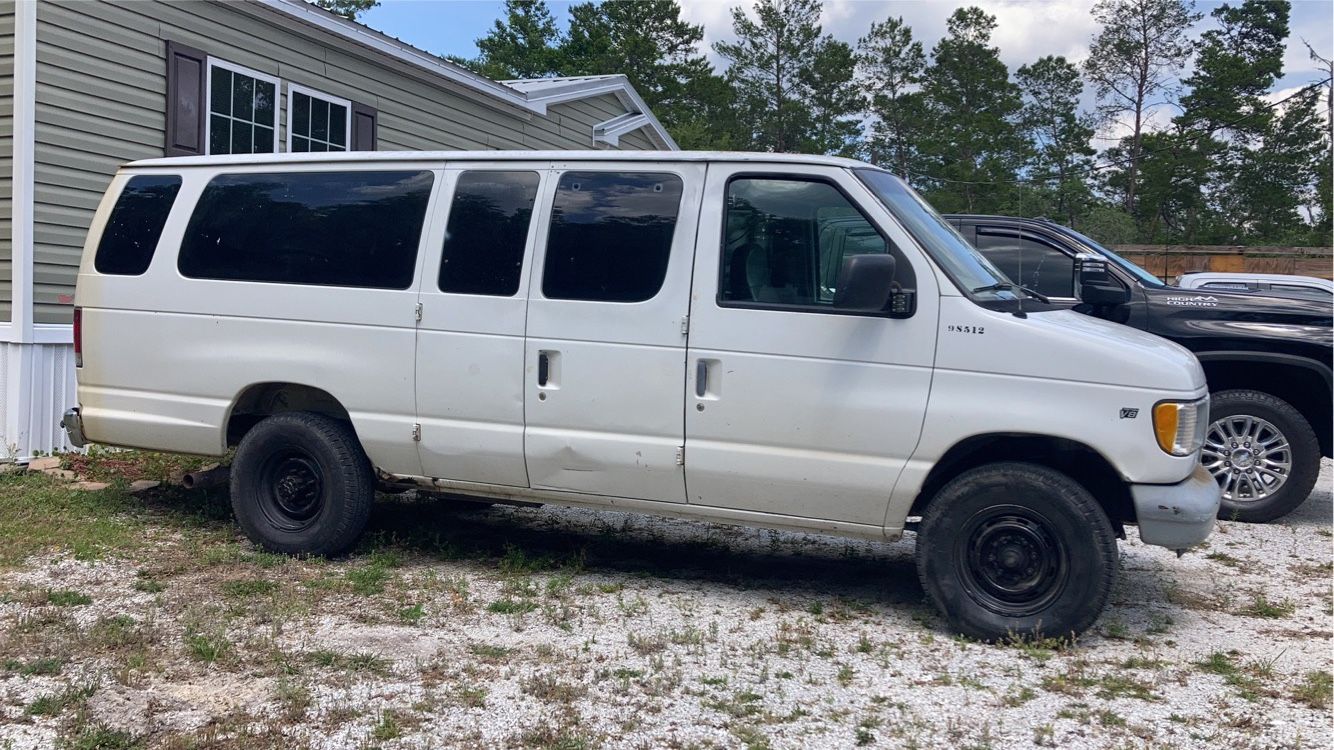 99 Ford E350