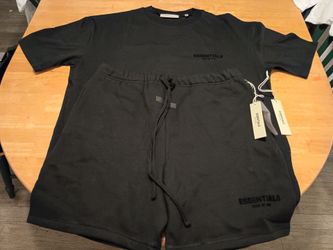 Essentials Set