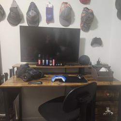 Western Gaming Desk 