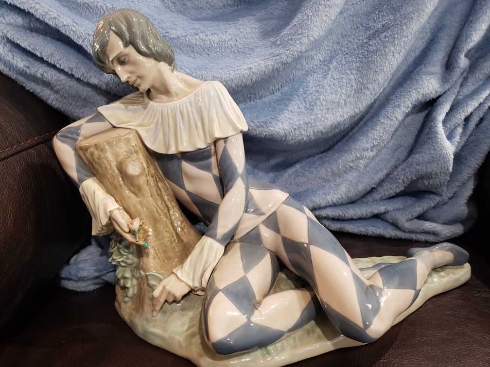 Lladro Retired 15" "Harlequin With Rose" 5128