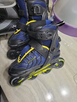 Boys Size 1 To 4 Adjustable Schwinn Roller Blades