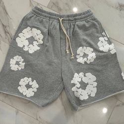 Denim Tear Shorts (Size M)