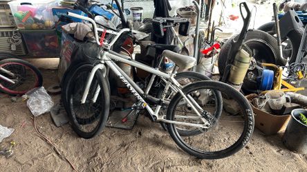Eastern bike white and black