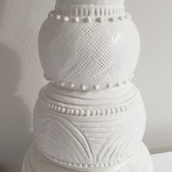 Elegant, White Vase, Chelsea House, Yes Available,  Think Christmas 