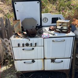 FREE Antique O'Keefe & Merritt Stove