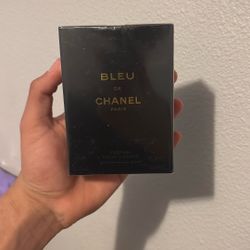 bleu de chanel paris 
